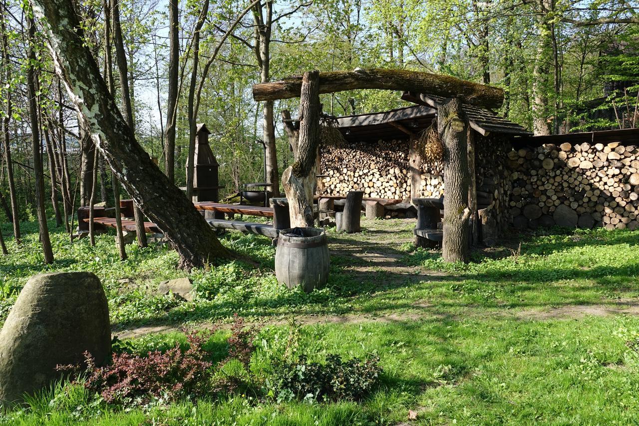 Gosciniec Dworski W Ropie - Pokoje Goscinne Ropa Luaran gambar